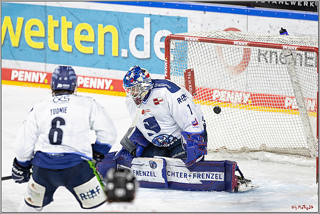 PENNY DEL;  Koelner Haie - Straubing Tigers; Koeln, 28.12.2022